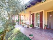 Villetta bifamiliare in vendita di 283 m² in Via Monte...