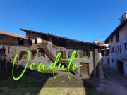 Villetta bifamiliare in vendita di 284 m² in Via Alla Chiesa