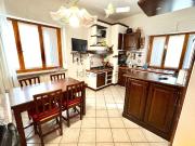 Villetta bifamiliare in vendita di 285 m²