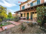 Villetta bifamiliare in vendita di 288 m²