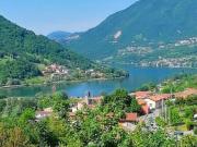 Villetta bifamiliare in vendita di 290 m² in Via Partigiani