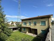 Villetta bifamiliare in vendita di 295 m² in Piazza San...