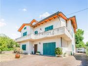 Villetta bifamiliare in vendita di 295 m² in Via...