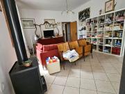 Villetta bifamiliare in vendita di 295 m² in Via Trasimeno