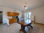 Villetta bifamiliare in vendita di 297 m² in Via Alba, 15