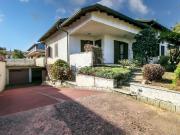 Villetta bifamiliare in vendita di 298 m² in Via San...