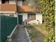 Villetta bifamiliare in vendita di 298 m² in Via U....