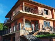 Villetta bifamiliare in vendita di 300 m²