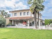Villetta bifamiliare in vendita di 300 m²