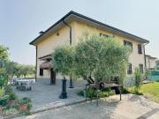 Villetta bifamiliare in vendita di 300 m² in Località Chiri