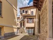 Villetta bifamiliare in vendita di 300 m² in Via alla Poncia