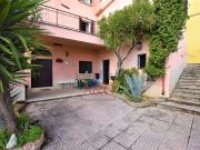 Villetta bifamiliare in vendita di 300 m² in Via Cavour, 3