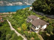 Villetta bifamiliare in vendita di 300 m² in Via...