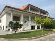 Villetta bifamiliare in vendita di 300 m² in Via Genova, 21