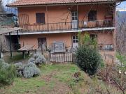 Villetta bifamiliare in vendita di 300 m² in Via Gorizia