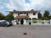 Villetta bifamiliare in vendita di 300 m² in Via...