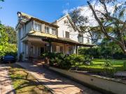 Villetta bifamiliare in vendita di 300 m² in Via Rodi...