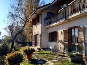 Villetta bifamiliare in vendita di 300 m² in Via Valle...