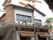 Villetta bifamiliare in vendita di 300 m² in Viale...