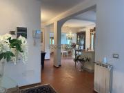 Villetta bifamiliare in vendita di 305 m² in Via...