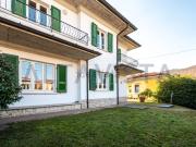 Villetta bifamiliare in vendita di 308 m² in Via...
