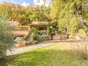 Villetta bifamiliare in vendita di 308 m² in Via Tiberina