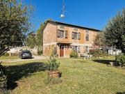 Villetta bifamiliare in vendita di 310 m² in Via Amedeo...