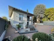 Villetta bifamiliare in vendita di 310 m² in Via per...