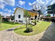 Villetta bifamiliare in vendita di 314 m² in Via...