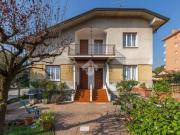 Villetta bifamiliare in vendita di 326 m² in Via della...