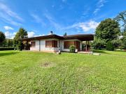 Villetta bifamiliare in vendita di 329 m²
