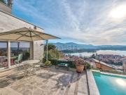 Villetta bifamiliare in vendita di 330 m²