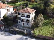Villetta bifamiliare in vendita di 330 m² in Via Nino...