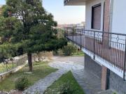 Villetta bifamiliare in vendita di 340 m² in Via Monte...