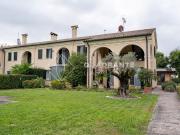 Villetta bifamiliare in vendita di 350 m²