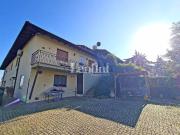 Villetta bifamiliare in vendita di 350 m² in Strada San...