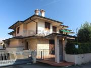 Villetta bifamiliare in vendita di 350 m² in Via della...