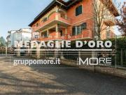 Villetta bifamiliare in vendita di 350 m² in Via Gian...