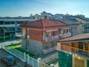 Villetta bifamiliare in vendita di 350 m² in Via Giosuè...