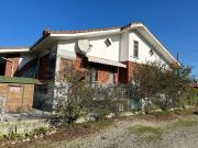 Villetta bifamiliare in vendita di 350 m² in Via IV...