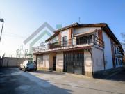 Villetta bifamiliare in vendita di 350 m² in Via Lombardore