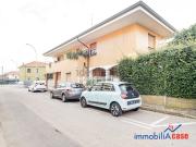 Villetta bifamiliare in vendita di 350 m² in Via Verona, 16