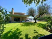 Villetta bifamiliare in vendita di 360 m² in Largo...