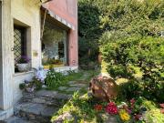 Villetta bifamiliare in vendita di 360 m² in Via Aurelio...