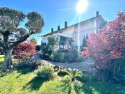 Villetta bifamiliare in vendita di 360 m² in Via Colonnella