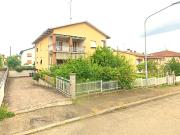 Villetta bifamiliare in vendita di 360 m² in Via F. De...