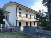 Villetta bifamiliare in vendita di 360 m² in Via Molette