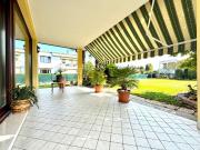 Villetta bifamiliare in vendita di 370 m² in Via Chiesa