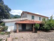 Villetta bifamiliare in vendita di 380 m² in Via San Michele