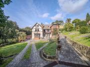 Villetta bifamiliare in vendita di 380 m² in Viale Quartara